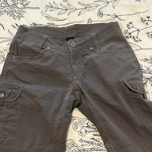 Women’s Kuhl shorts size 2. Perfect condition - Picture 8 of 8